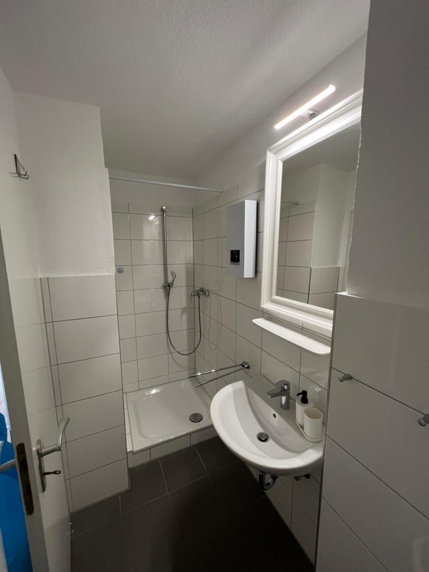 Emas4 Wohnung Mit 2 Einzelbetten, Kueche Krefeld Luaran gambar